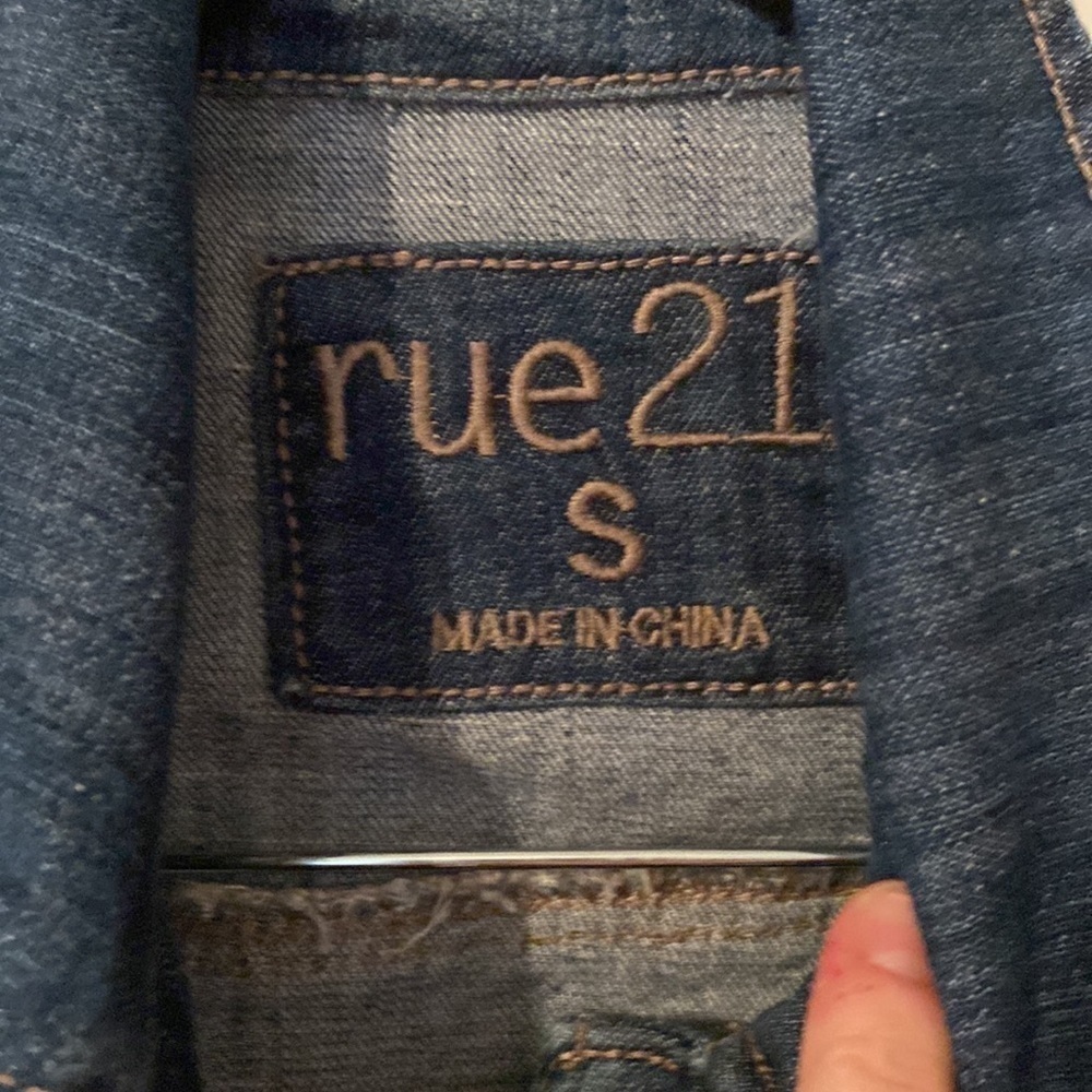 Rue 21 jean jacket - Picture 4 of 6